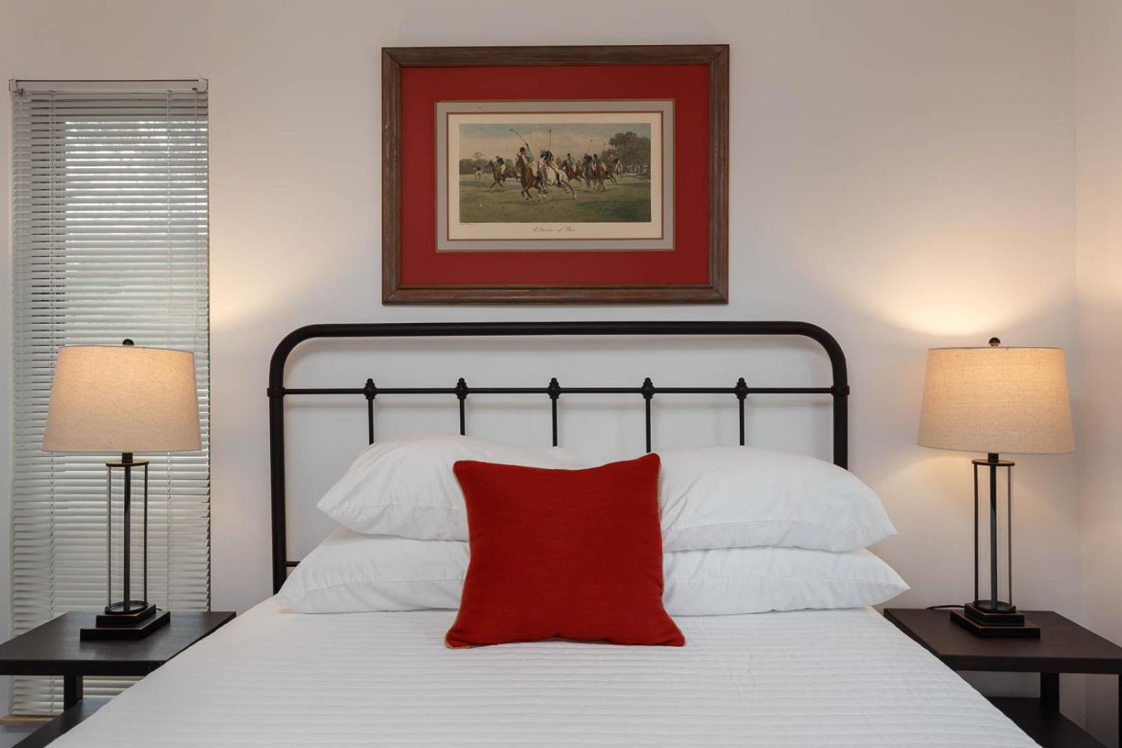 Апартаменты Hendo Hideaway A 2Bed/1Bath Хендерсонвилл Экстерьер фото